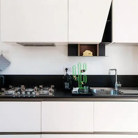 Apartament Contrada Sant'elia - By Myhomeincomo Como