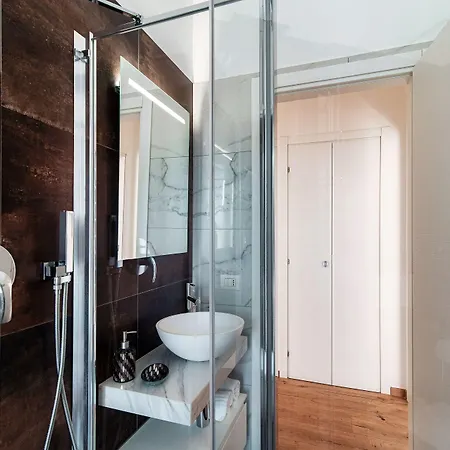 Contrada Sant'elia - By Myhomeincomo Apartment *