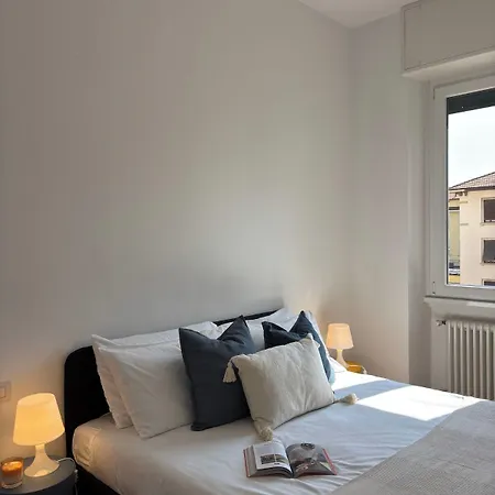 Contrada Sant'elia - By Myhomeincomo Apartment
