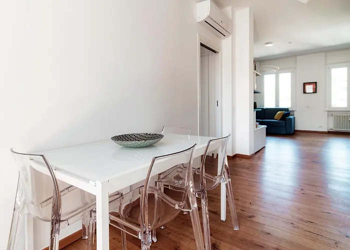 Contrada Sant'elia - By Myhomeincomo