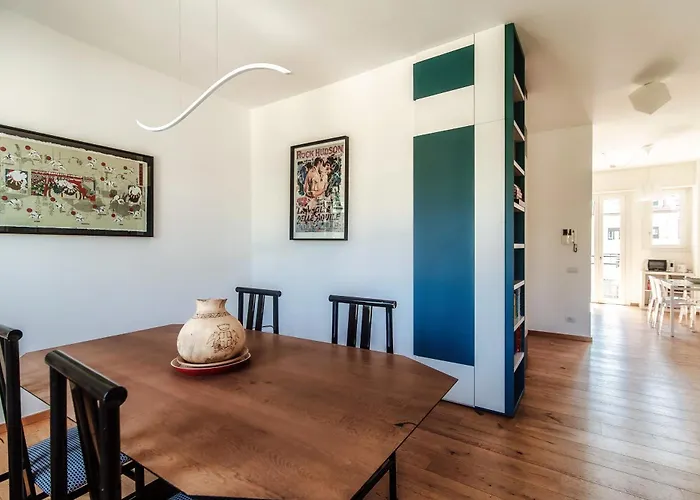 Appartamento Contrada Sant'elia - By Myhomeincomo *