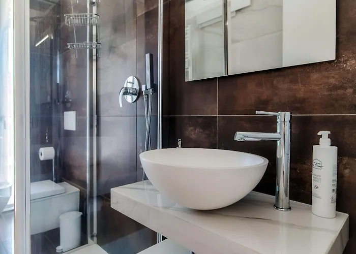 Contrada Sant'elia - By Myhomeincomo דירה