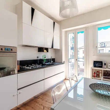 Apartment Contrada Sant'elia - By Myhomeincomo Como