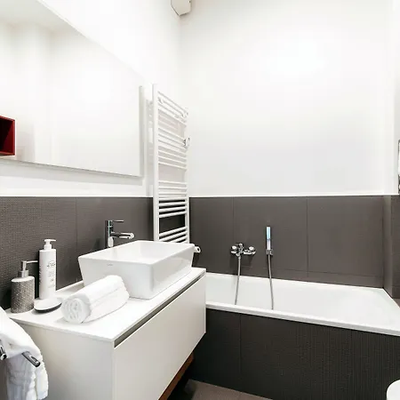 Contrada Sant'elia - By Myhomeincomo